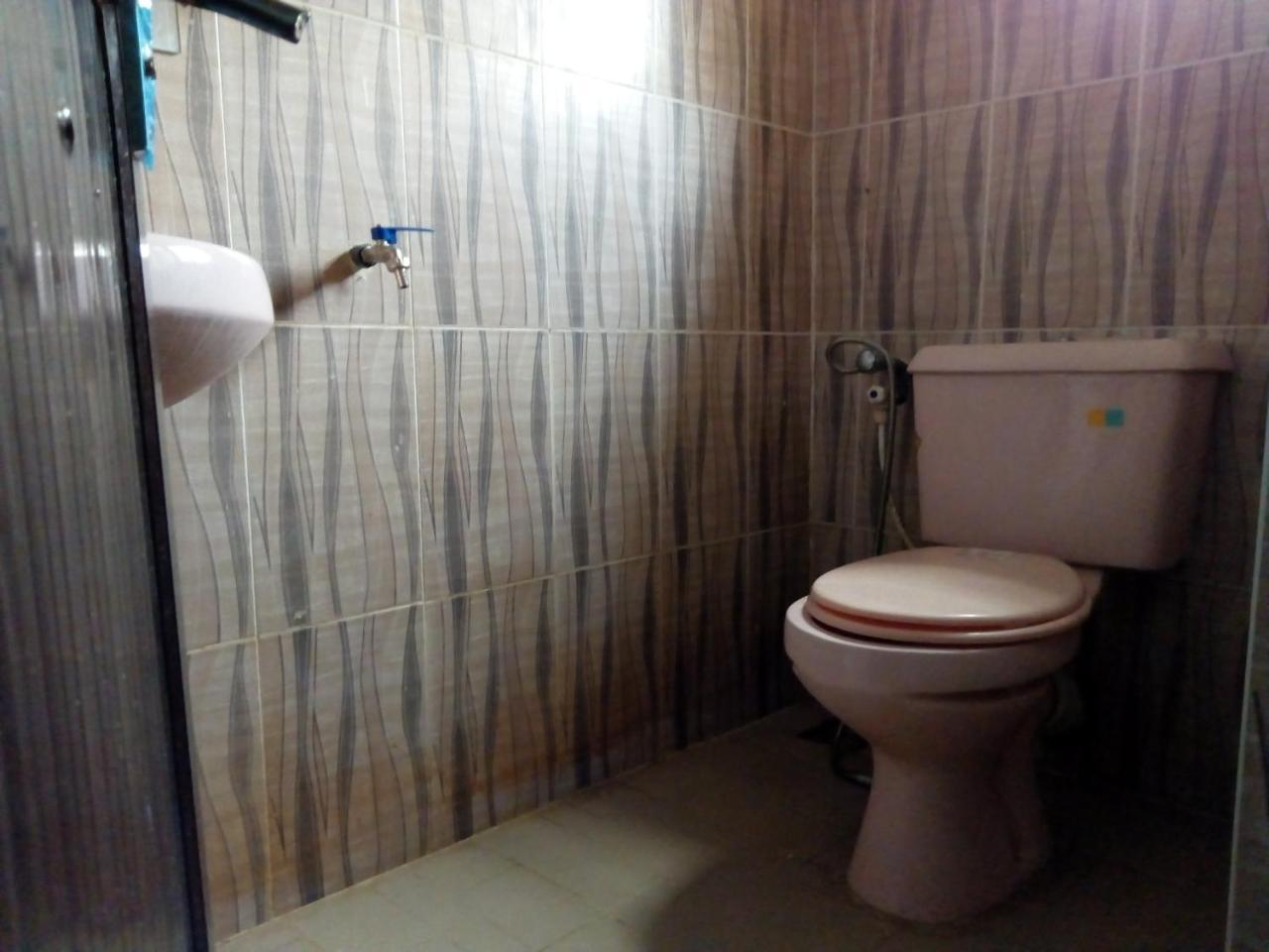 Gen-Preston Hotel And Suites Papalanto Екстер'єр фото