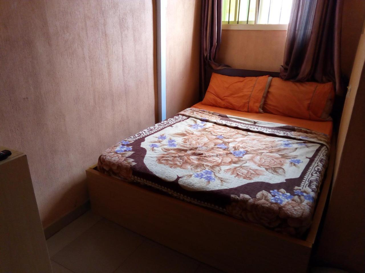 Gen-Preston Hotel And Suites Papalanto Екстер'єр фото