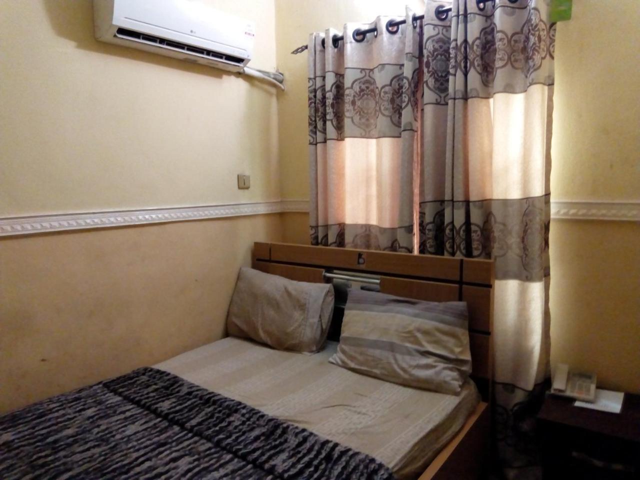 Gen-Preston Hotel And Suites Papalanto Екстер'єр фото